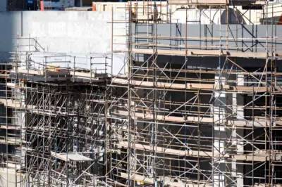 The High Rise Challenge Managing Wind and Weight in Formwork Design
